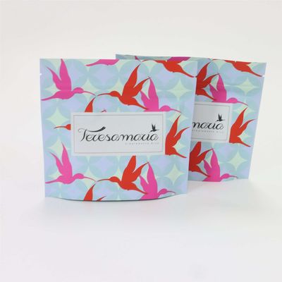 Kinderwaardig Mylar Weed verpakking met aangepast logo en kinderwaardig rits top